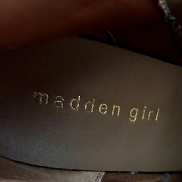 Madden Girl Eliot Dark Tan Ankle Boots Booties Women's Size 8 US Casual Work Fun - Picture 9 of 10